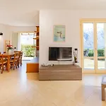 E Giardino Apartament *