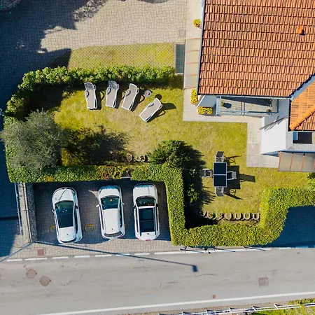 E Giardino Appartement *